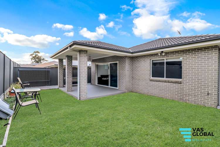 Fifth view of Homely house listing, 4 Blackthorn Place, Ropes Crossing NSW 2760