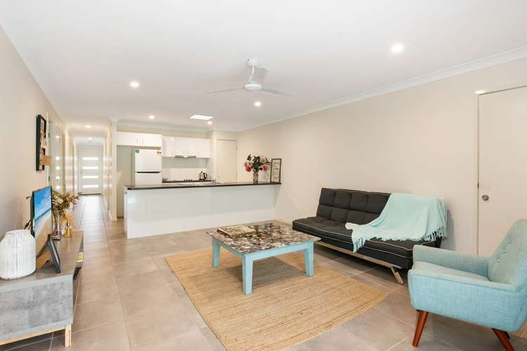 Second view of Homely semiDetached listing, 2/88 Haylock Street, Manly QLD 4179