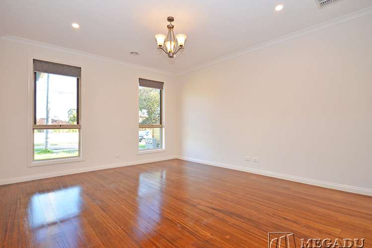 Fourth view of Homely townhouse listing, 1/19 Luckie Street, Nunawading VIC 3131