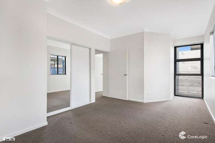 Third view of Homely apartment listing, 34/11 Manning Street, South Brisbane QLD 4101