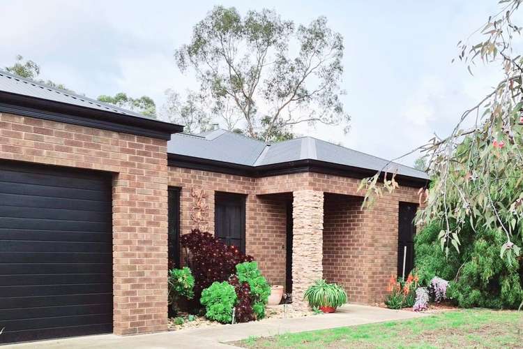 Second view of Homely house listing, 4 The Culdesac, Benalla VIC 3672