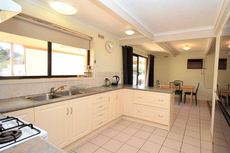 Fifth view of Homely house listing, 33 NICKLESS STREET, Chiltern VIC 3683
