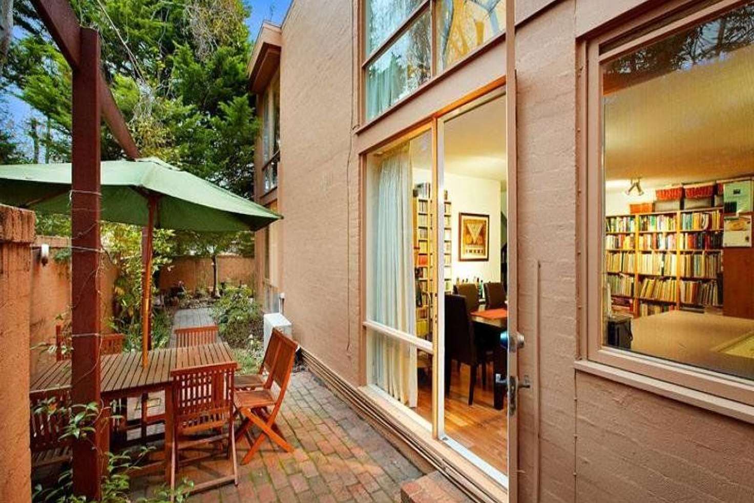 Main view of Homely townhouse listing, 2/264 Williams Road, Toorak VIC 3142