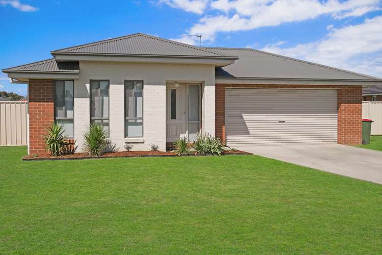 Main view of Homely house listing, 9 Devlin Close, Leeton NSW 2705