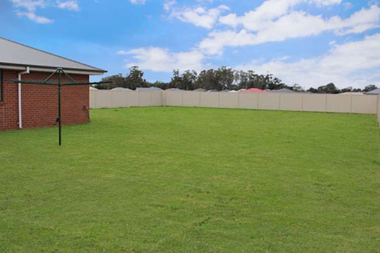 Fifth view of Homely house listing, 9 Devlin Close, Leeton NSW 2705