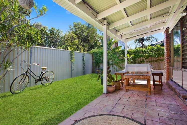 Fifth view of Homely semiDetached listing, 2/39 Seashell Avenue, Mermaid Beach QLD 4218