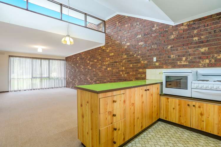 Second view of Homely unit listing, 2/2 Pyke Street, Woodend VIC 3442