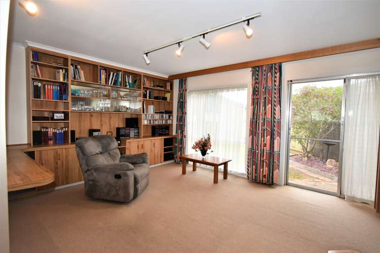 Fifth view of Homely house listing, 8 AVON COURT, Wangaratta VIC 3677