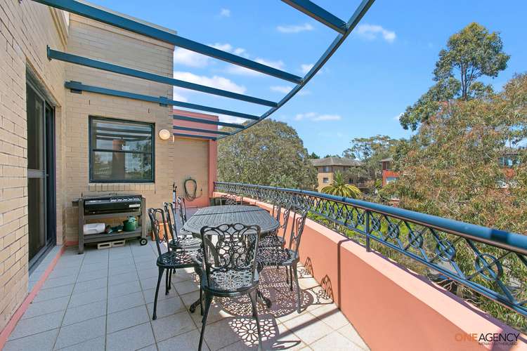 Second view of Homely apartment listing, 27/1-7 Allison Road, Cronulla NSW 2230