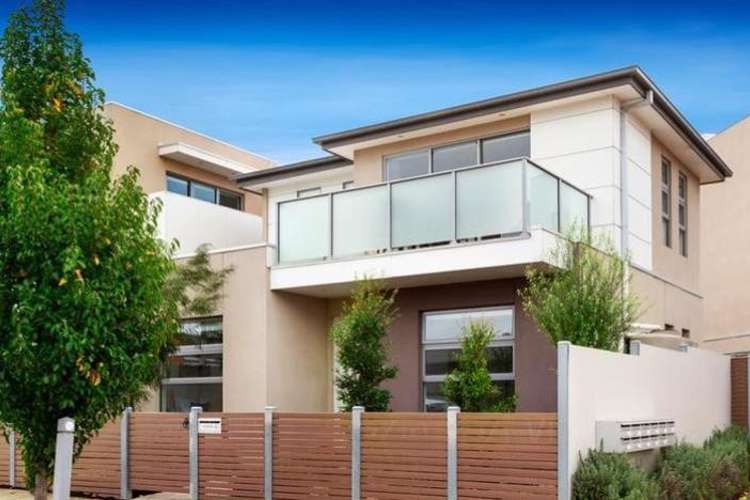 Main view of Homely townhouse listing, 32 Sydenham Street, Seddon VIC 3011