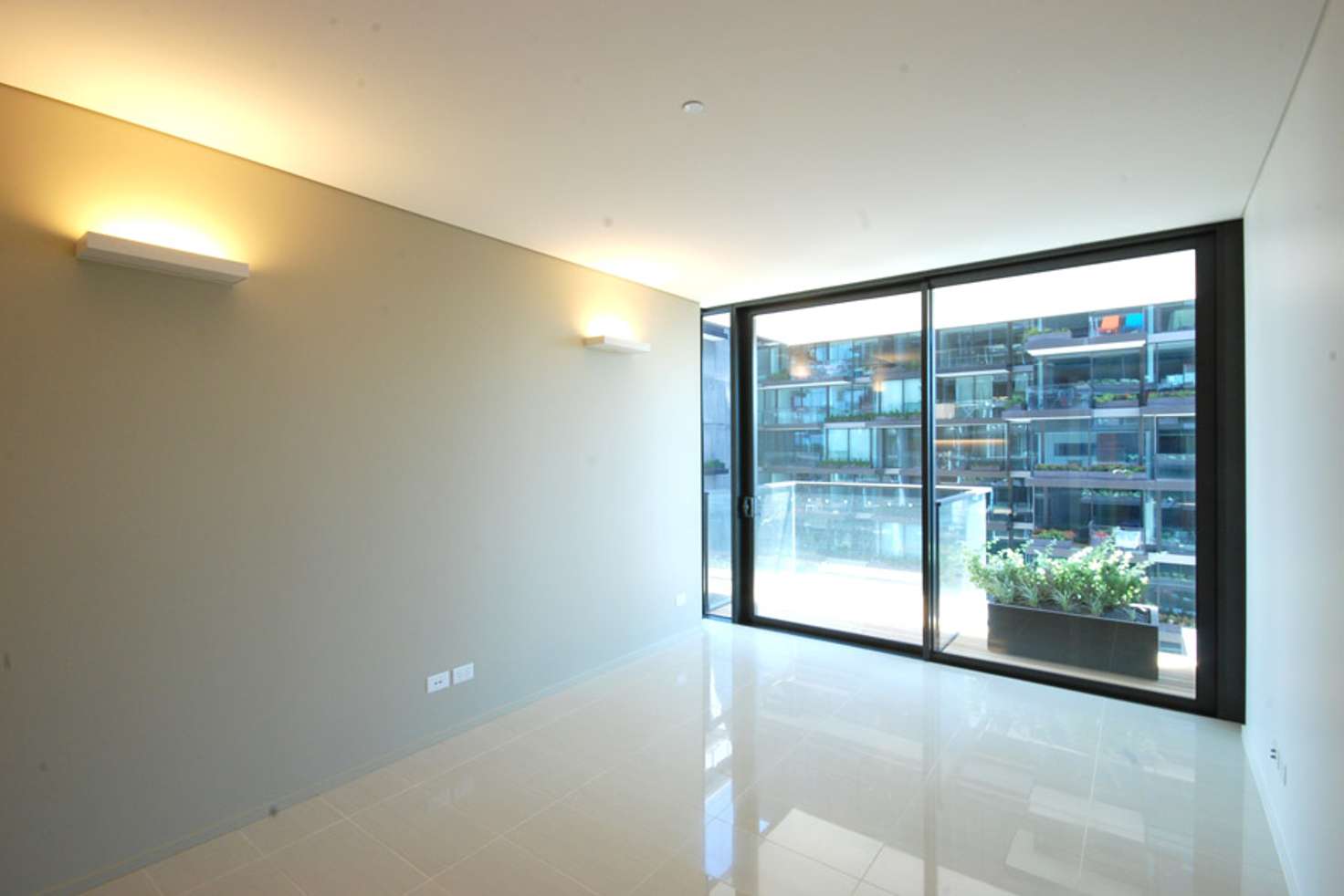 Main view of Homely studio listing, E1002/3 Carlton Street, Chippendale NSW 2008