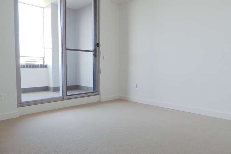 Fifth view of Homely apartment listing, 525/2 Half Street, Wentworth Point NSW 2127