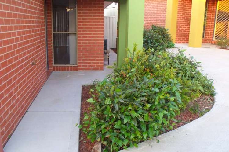 Third view of Homely unit listing, 1/118 Dekerilleau Drive, Wodonga VIC 3690