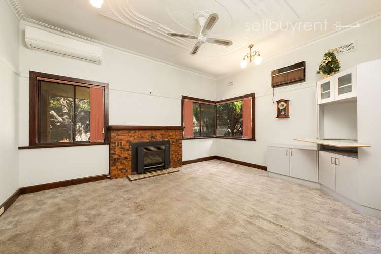 Second view of Homely house listing, 18 MITCHELL STREET, Wodonga VIC 3690