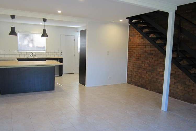 Fourth view of Homely unit listing, 4/12 Errol Avenue, Paradise Point QLD 4216