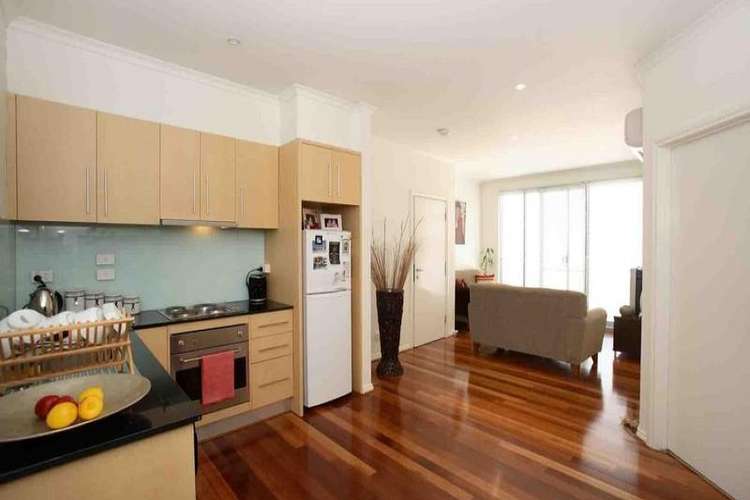 Main view of Homely apartment listing, 4/106-110 Union Road, Ascot Vale VIC 3032
