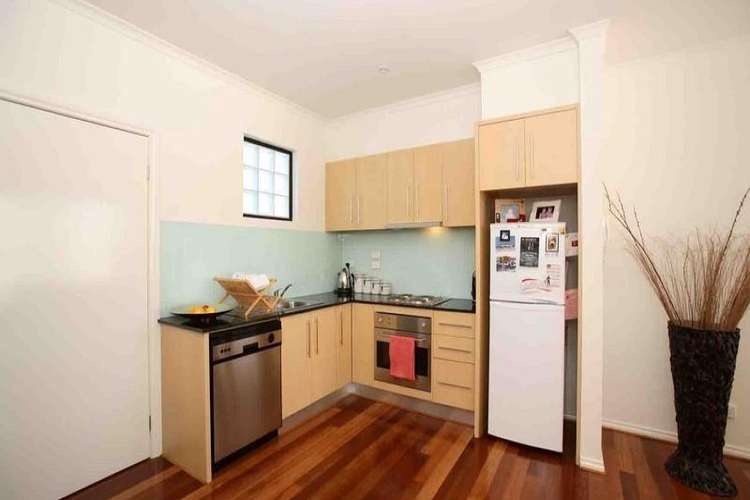 Fourth view of Homely apartment listing, 4/106-110 Union Road, Ascot Vale VIC 3032