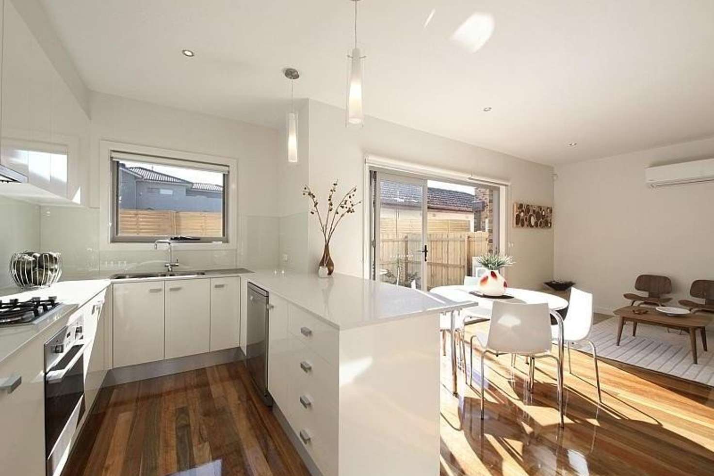 Main view of Homely townhouse listing, 2/33 Graham Avenue, Mckinnon VIC 3204