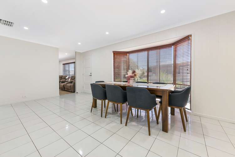 Fourth view of Homely house listing, 10 Maureen Close, Cranbourne West VIC 3977