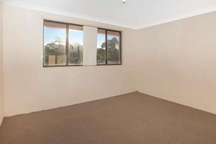 Third view of Homely apartment listing, 4/9 Mercury Street, Wollongong NSW 2500