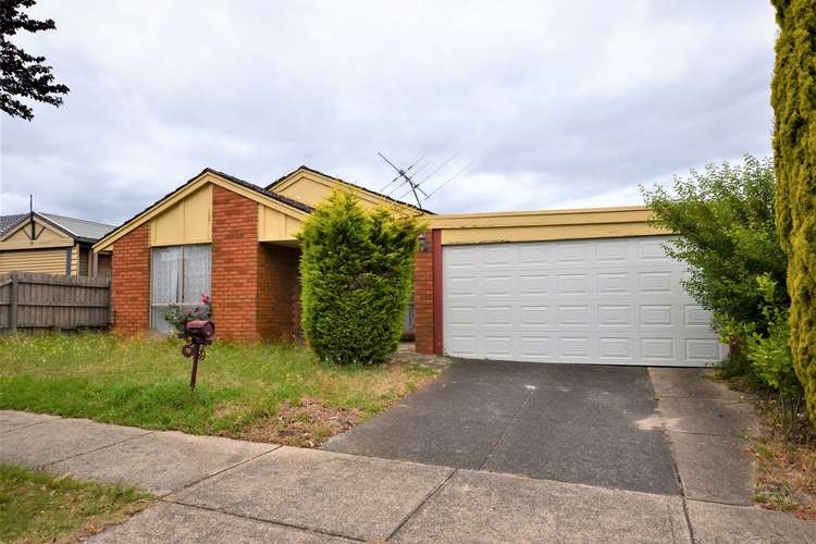 16 Amber Drive, Hampton Park VIC 3976