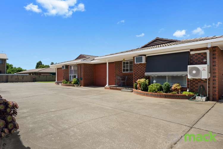 Main view of Homely unit listing, 5/408 Kotthoff Street, Lavington NSW 2641