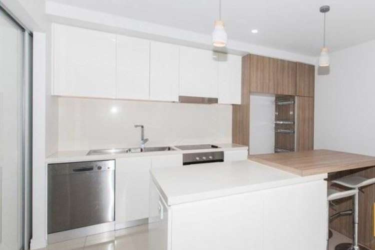 Fifth view of Homely apartment listing, 305/26-28 Gray Street, Southport QLD 4215