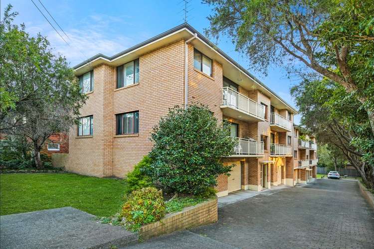 Main view of Homely unit listing, 4/18 Smith Street, Wollongong NSW 2500