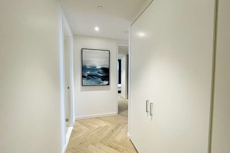 Fourth view of Homely apartment listing, 604/77 Queens Road, Melbourne VIC 3004