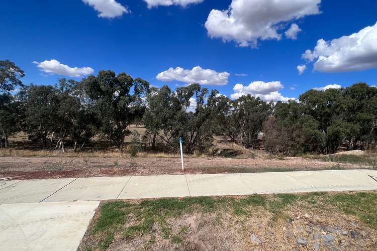 27 (Lot 65) Dragonfly Drive, Seymour VIC 3660