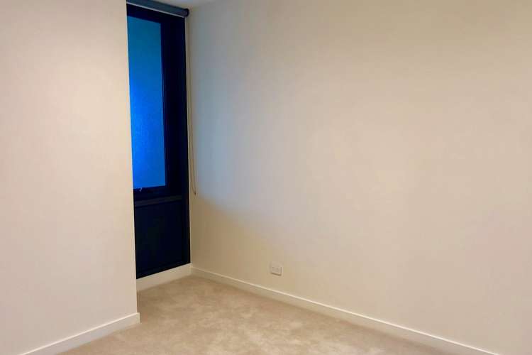 Fifth view of Homely apartment listing, 305/23 MacKenzie Street, Melbourne VIC 3000