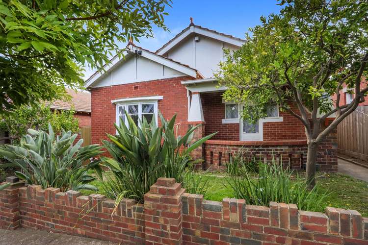 Main view of Homely house listing, 18 Roxburgh Street, Ascot Vale VIC 3032