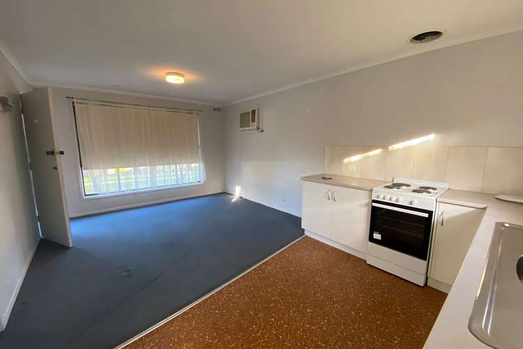 Second view of Homely unit listing, 2/22 Boys Street, Swan Hill VIC 3585