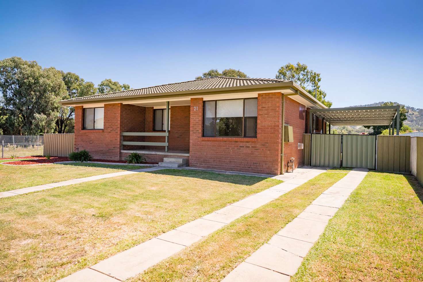Main view of Homely house listing, 21 MCMASTER AVENUE, Lavington NSW 2641