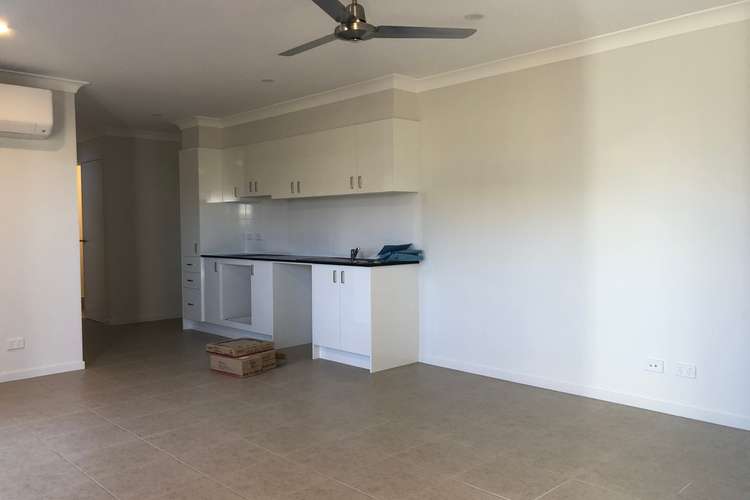 Fourth view of Homely semiDetached listing, 2/30 Merino Street, Park Ridge QLD 4125