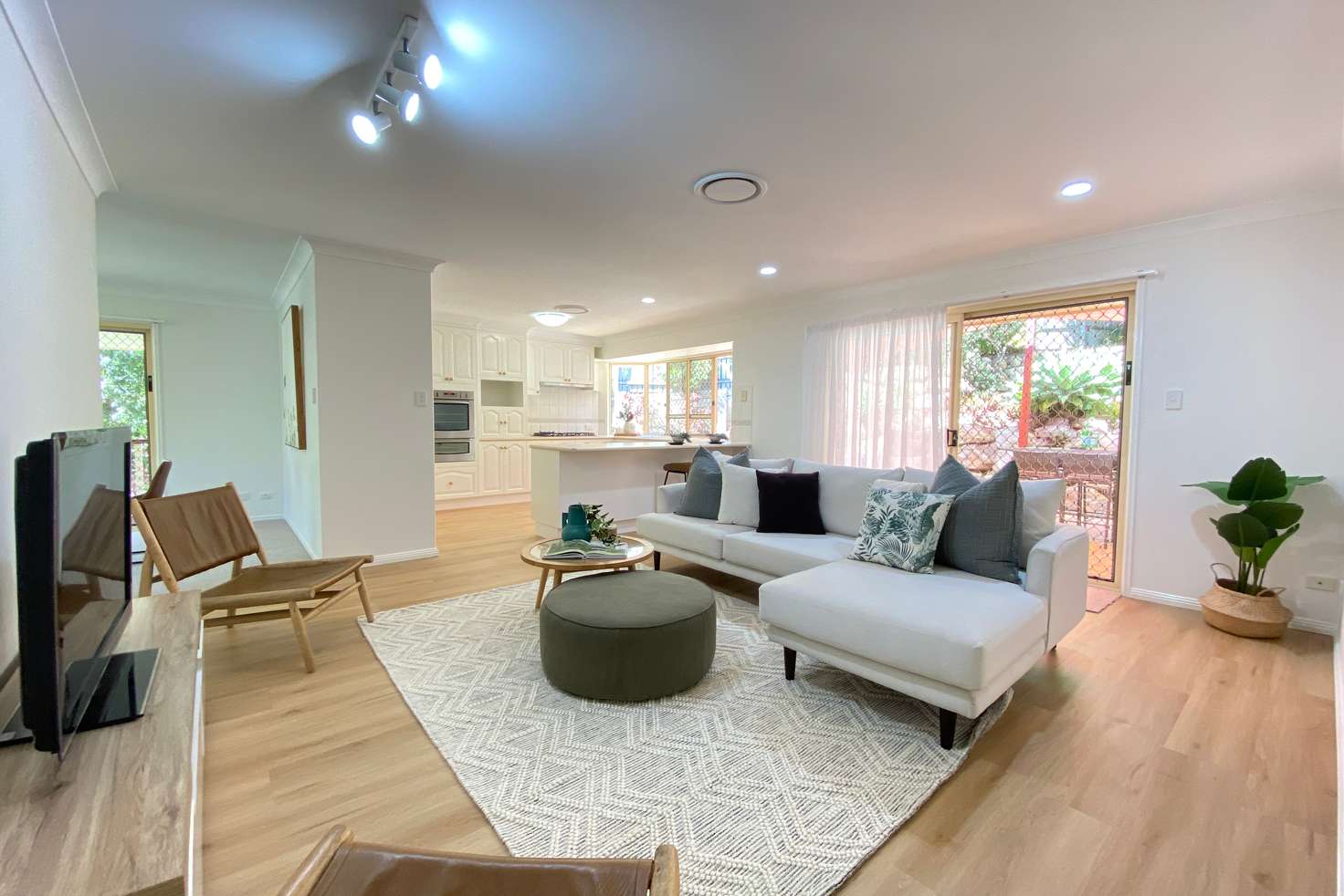Main view of Homely house listing, 33 Blackwood Drive, Arana Hills QLD 4054