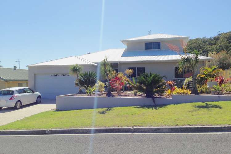 Second view of Homely house listing, 7 COORA COURT, Rainbow Beach QLD 4581