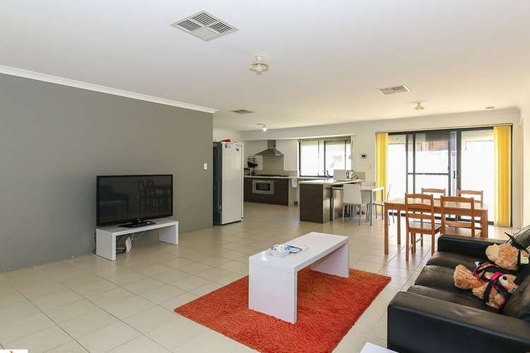 Fourth view of Homely house listing, R1/5 Teaguer Street, Wilson WA 6107