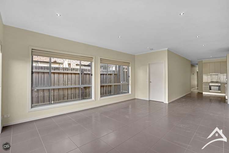 Fifth view of Homely unit listing, 2/28 Orlando Drive, Truganina VIC 3029