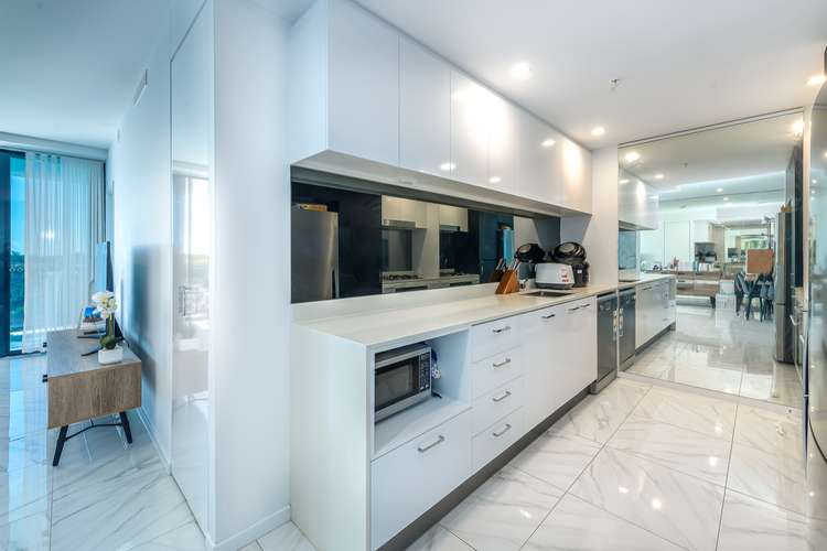 Fourth view of Homely apartment listing, 4502/5 Harbourside Court, Biggera Waters QLD 4216