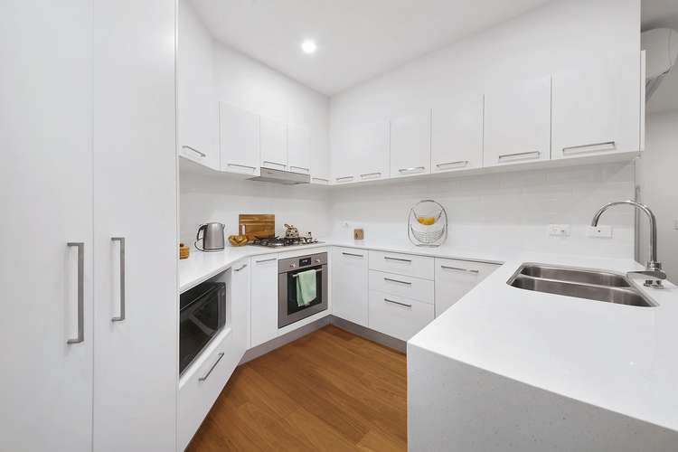 Second view of Homely apartment listing, 18/13 Fenton Street, Fairfield QLD 4103