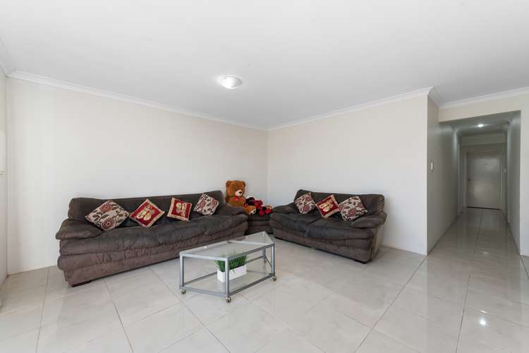 Sixth view of Homely house listing, 81 Bellas Circuit, Piara Waters WA 6112