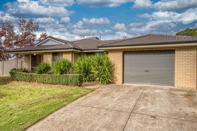 2 FOXGLOVE TERRACE, Baranduda VIC 3691