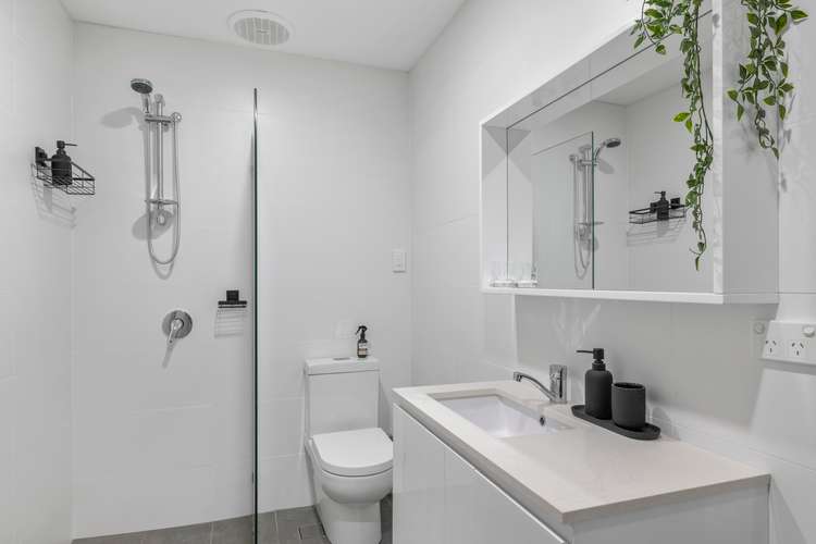 Fifth view of Homely apartment listing, 6/70 Surrey Street, Darlinghurst NSW 2010