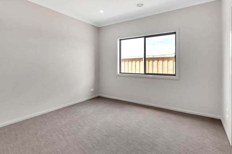 Fifth view of Homely house listing, 28 Murray Road, Thornhill Park VIC 3335
