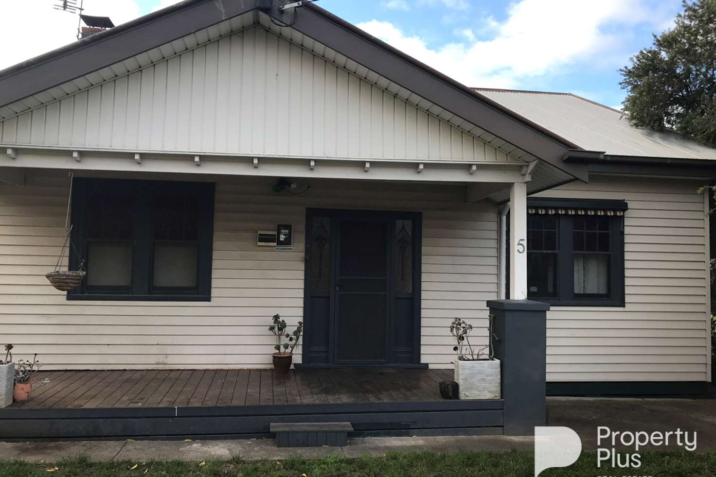 Main view of Homely house listing, 5 Station Street, Kangaroo Flat VIC 3555