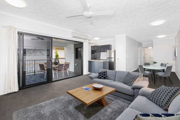 Main view of Homely apartment listing, 2/9 Carter Street, North Ward QLD 4810