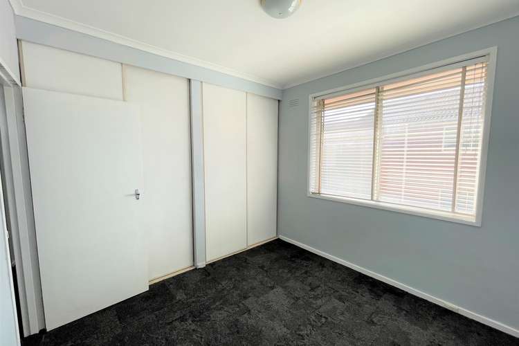 Fifth view of Homely apartment listing, 6/4 Browning Avenue, Clayton South VIC 3169