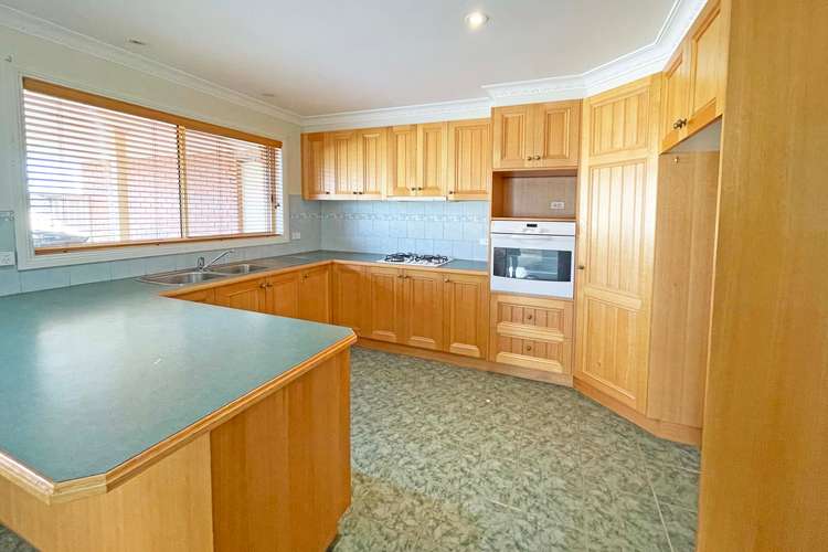 Fifth view of Homely unit listing, 1/9 Janette Close, Warragul VIC 3820