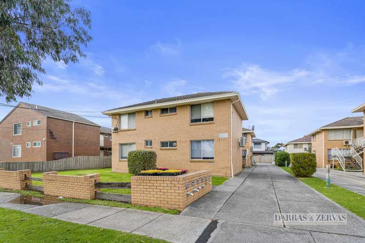 2/4 Browning Avenue, Clayton South VIC 3169